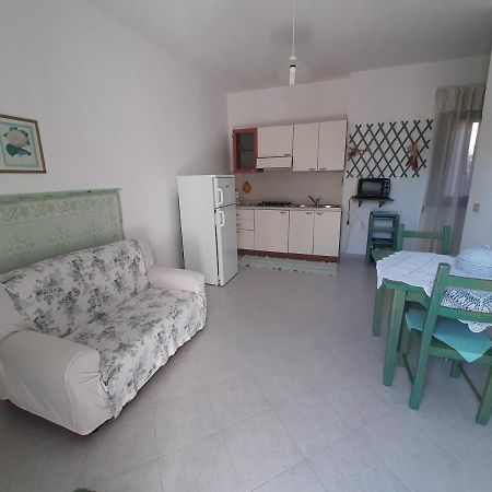 I Giardini Di Carmen Apartment Ла Мадалена Екстериор снимка