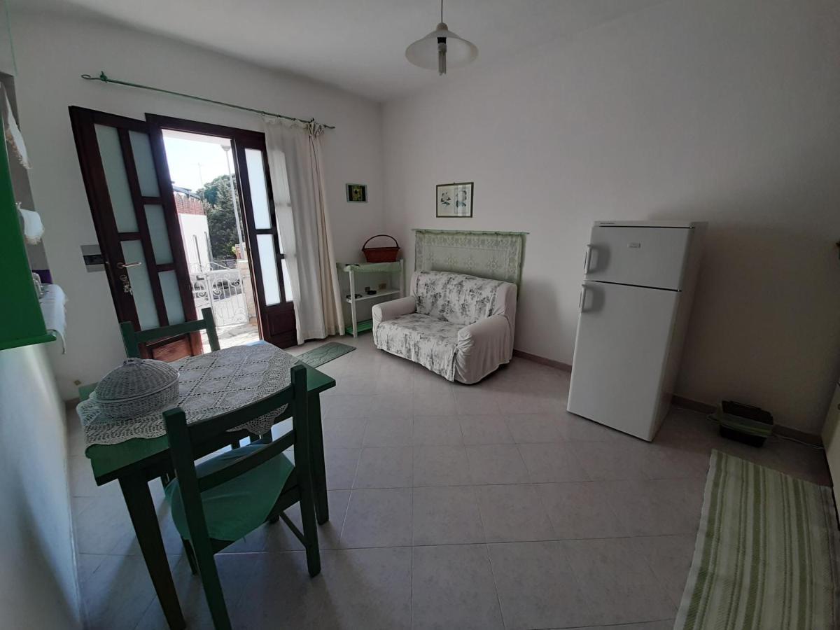 I Giardini Di Carmen Apartment Ла Мадалена Екстериор снимка